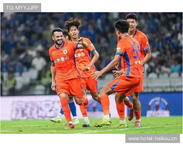 中超最新动态:多支劲旅调整阵容备战新赛季引关注 - 副本 (3) 中超最新动态:多支劲旅调整阵容备战新赛季引关注 - 副本 (3)